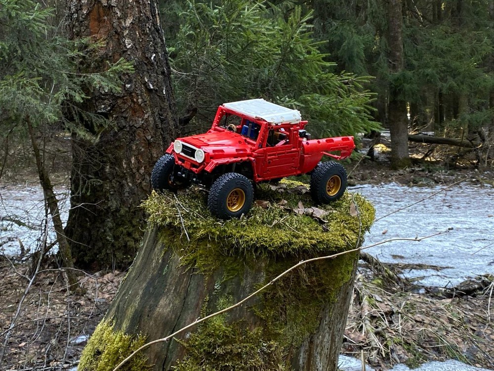 Lego King of Hammers Toyota FJ45