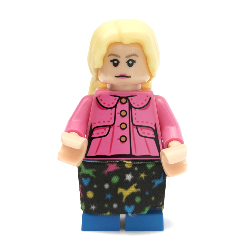 Lego Luna Lovegood, Dark Pink Jacket, Cloth Skirt