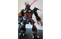 Crystal King (two legged)