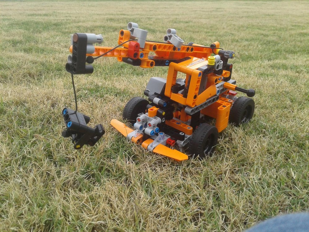 Lego 42093 Rough Terrain Crane