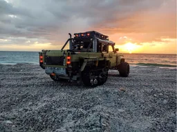 La Centaura (Defender Half-Track)