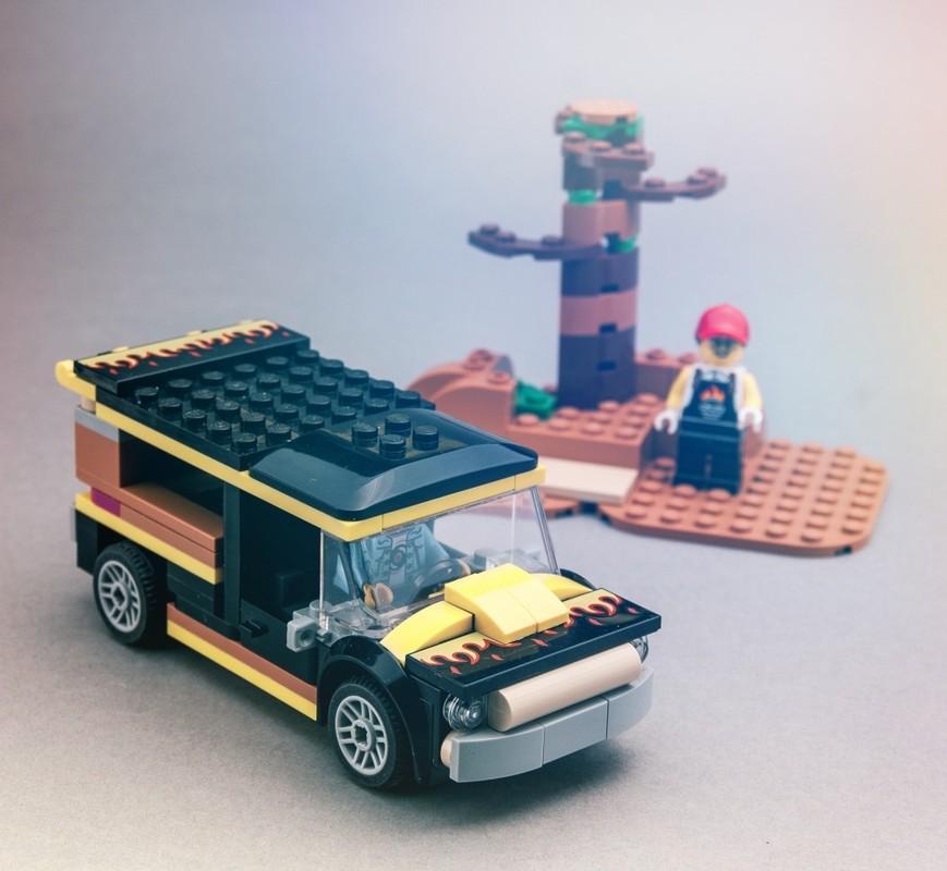 Lego 60404 Multivan
