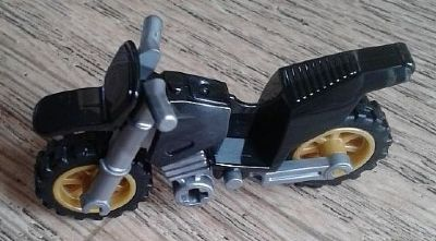 Lego Motorcycle Dirt Bike with Flat Silver Chassis (Long Fairing Mounts) and Pearl Gold Wheels