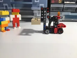 30655 Steerable Forklift