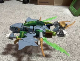 Riyu's Lloyd's pull back car armor.
