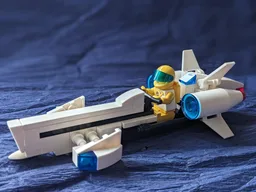 Blacktron Speeder B
