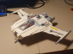 75301 Starfighter
