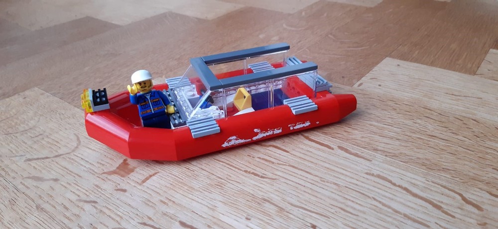 Lego Speedboat