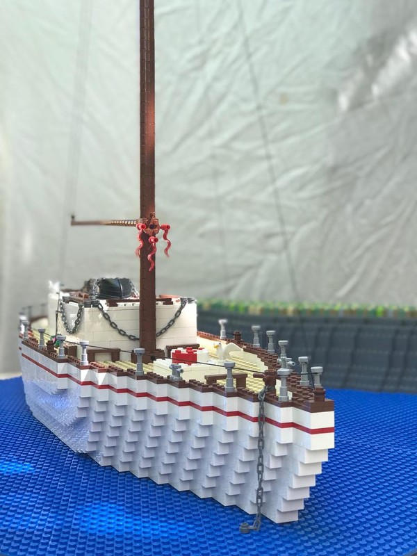 Lego Miniland Yacht