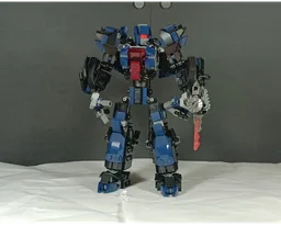 Transformer OC 'Ripcut' robot mode