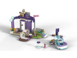 doggy snackbar with playground