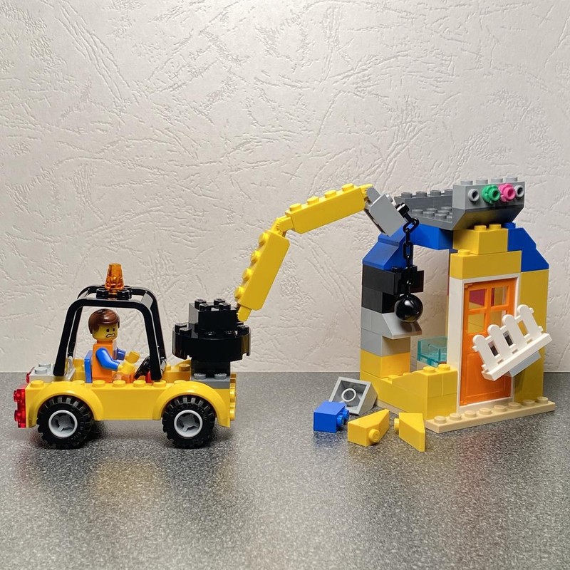 Lego Building demolition