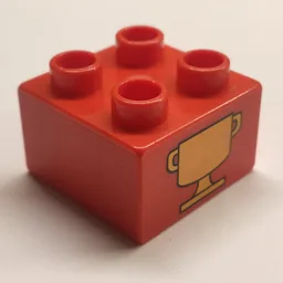 Duplo Brick 2 x 2 with Trophy Cup Print / Red