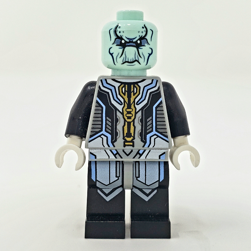Lego Ebony Maw, Light Aqua Head