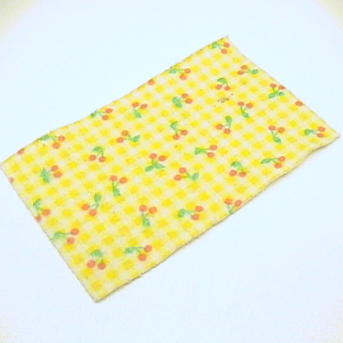Lego Belville, Rug / Mat 7 x 12, Checks and Cherries Print / White