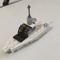 Small Motorboat 30654