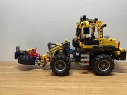 42122 - Compact Wheel Loader