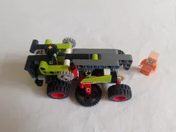 42102 - Street cleaner