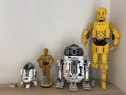 42100 Model C: R2-D2