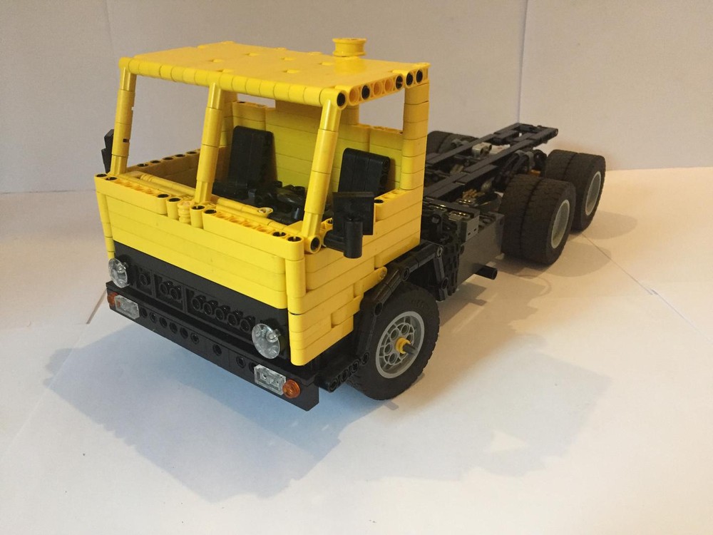 Lego KamAZ 2 L motor version