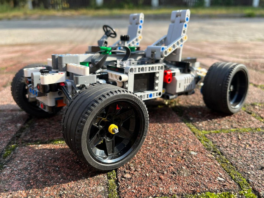Lego FAST RC CHASSIS RWD