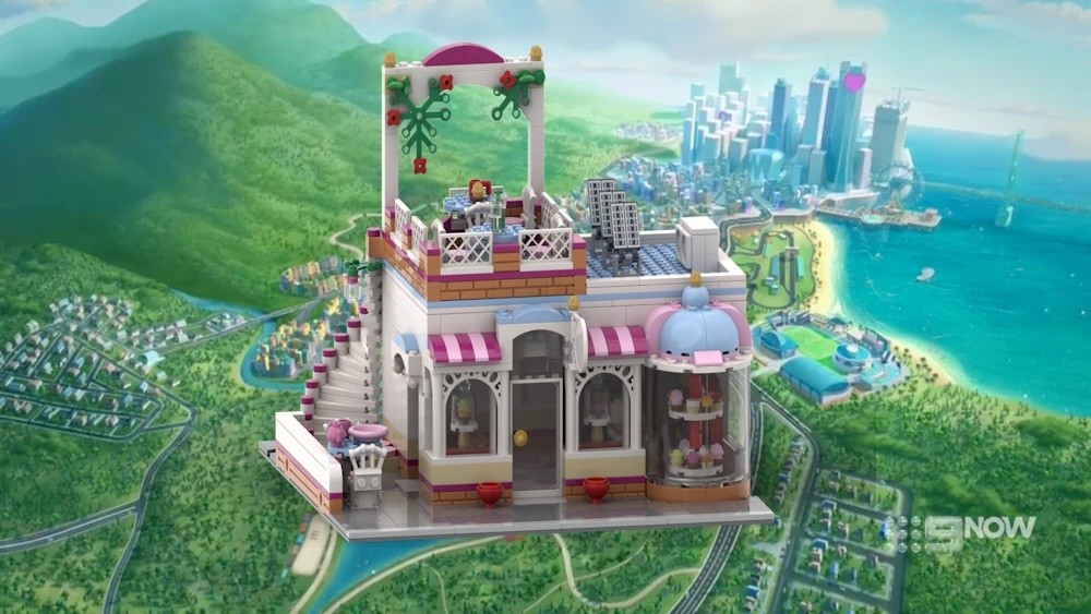 Lego Modular Heartlake Cupcake Café 41119