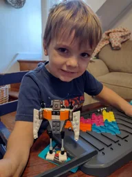 2x912055 Transformer Droid