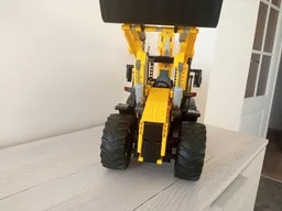 MOC-Builder - Backhoe