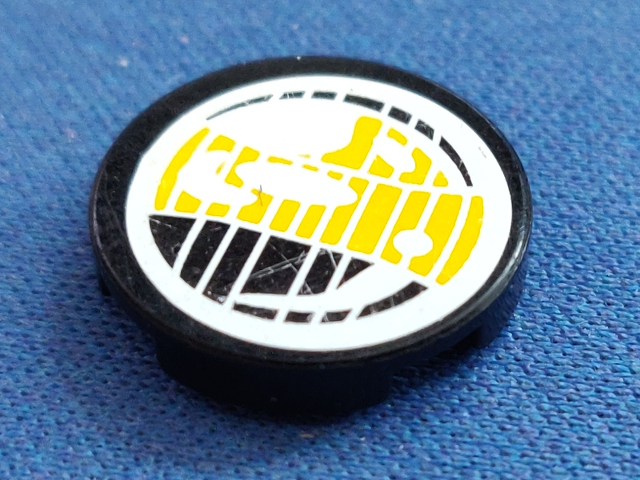 Lego Tile, Round 2 x 2 with Headlamp Yellow and Black Pattern (Sticker) - Set 8250
