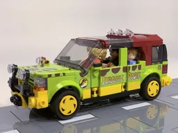 Jurassic Park Ford Explorer | Minifigure friendly