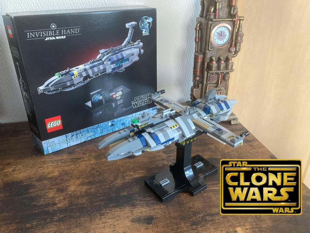 Lego Munificent-Class Frigate Midi-Scale