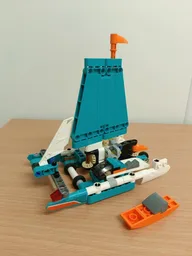 Catamaran - LEGO Technic 42117 M Model