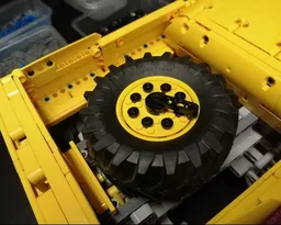 tatra 8x8 wheel