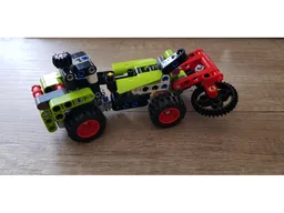 42102 Articulated Tractor