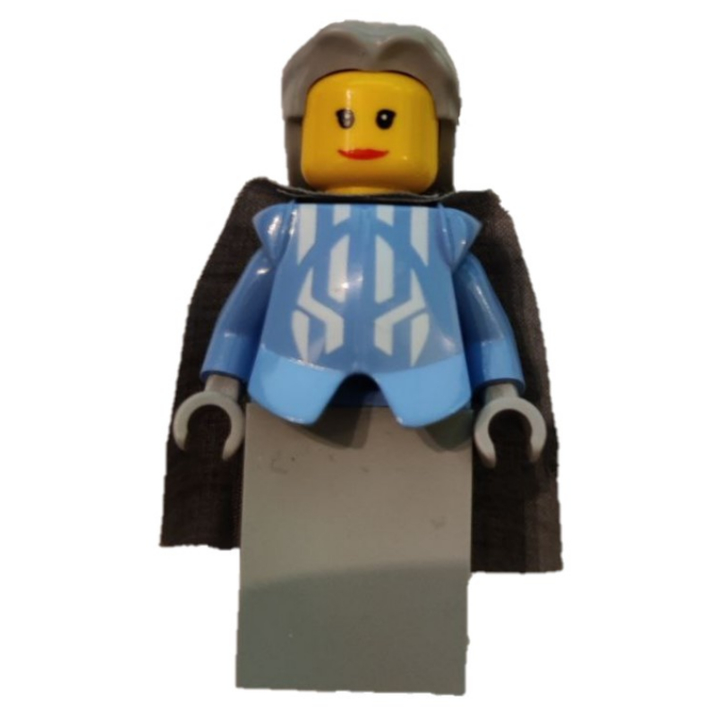 Lego Queen, Medium Blue Armor, Light Bluish Gray Dress, Light Bluish Gray Cape, Light Bluish Gray Hair