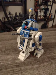 R2-D2 mid size