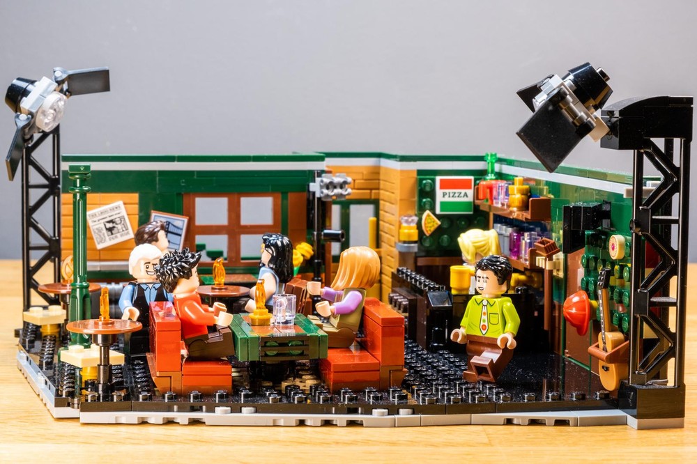 Lego How I Met Your Mother - Mac Laren's Pub - 21319 - Alternate