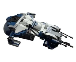 Gunship-style droid aircraft