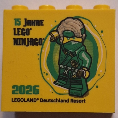 Lego Brick 2 x 4 x 3 with "15 JAHRE LEGO NINJAGO - 2026 LEGOLAND Deutschland Resort" print / Yellow