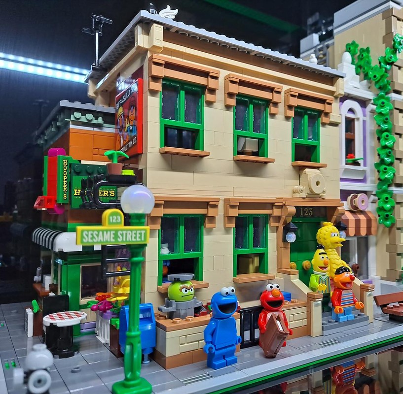 Lego Sesame Street Corner