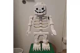 Big Sculpture Skeleton