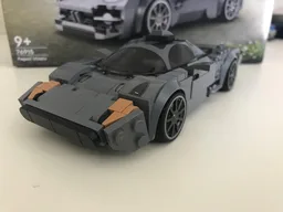 76915 Spyker C8