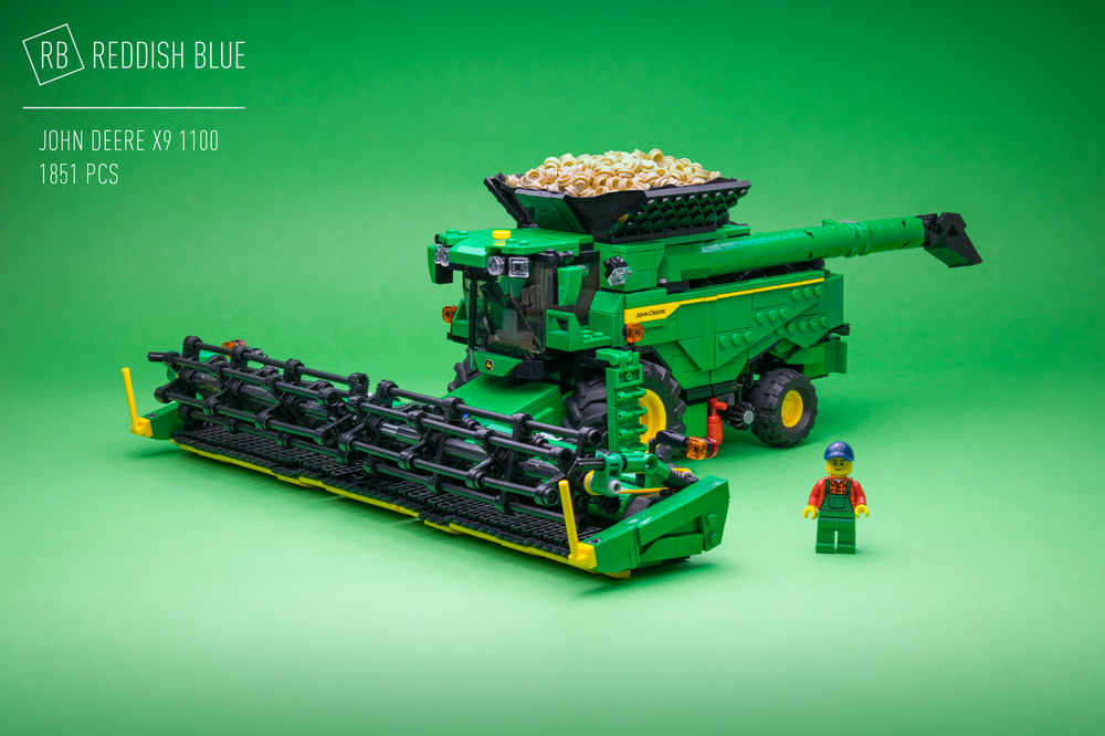 Lego John Deere X9 with HDF35 header