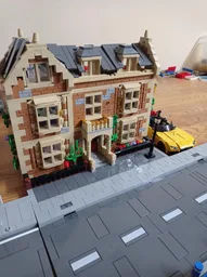 Uk-style house