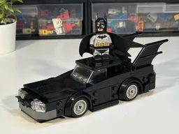 Comic Batmobile (6 Wide)