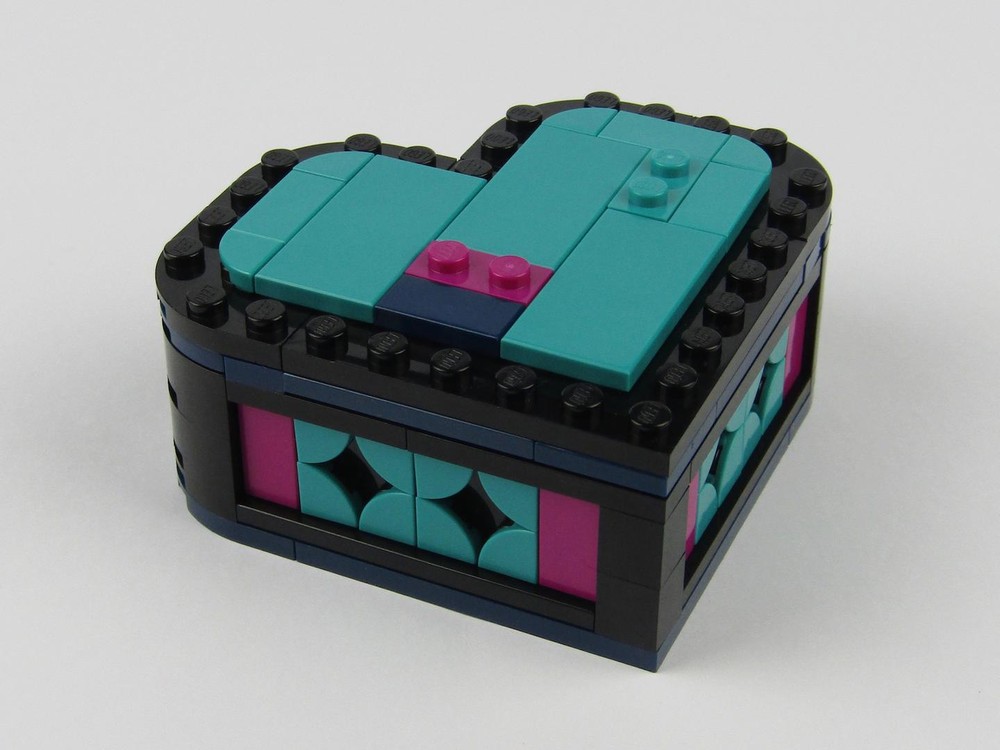 Lego Noctura's Bat Box