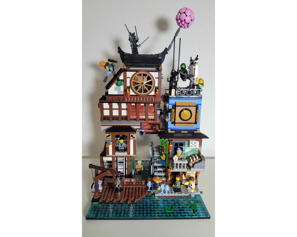 Lego 70657 Ninjago City Docks rearranged on 32x32