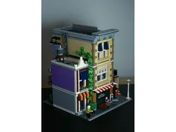 Modular Central Perk