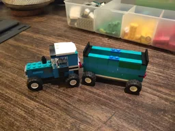 11036 Blue tractor