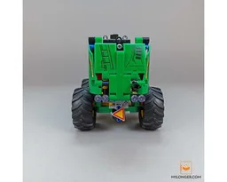 42136 Compact Loader